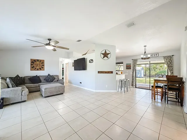 $389,000 | 1771 Southwest Taurus Lane, Port St. Lucie, FL 34984