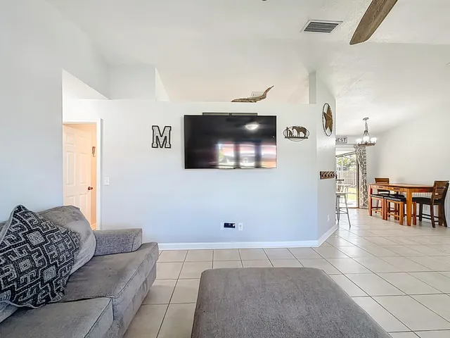 $389,000 | 1771 Southwest Taurus Lane, Port St. Lucie, FL 34984