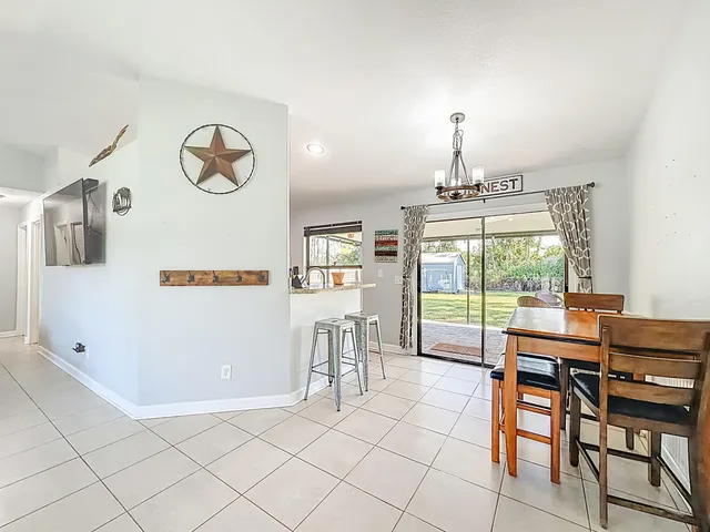 $389,000 | 1771 Southwest Taurus Lane, Port St. Lucie, FL 34984