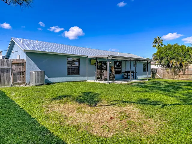 $389,000 | 1771 Southwest Taurus Lane, Port St. Lucie, FL 34984