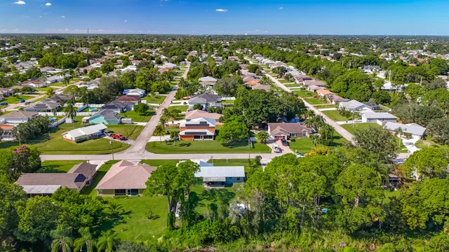 $389,000 | 1771 Southwest Taurus Lane, Port St. Lucie, FL 34984