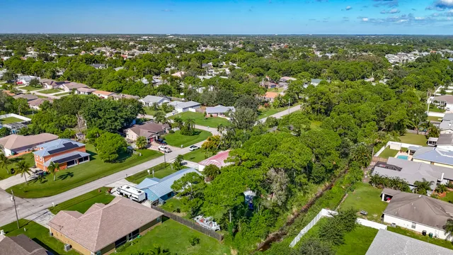 $389,000 | 1771 Southwest Taurus Lane, Port St. Lucie, FL 34984