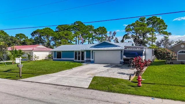 $389,000 | 1771 Southwest Taurus Lane, Port St. Lucie, FL 34984