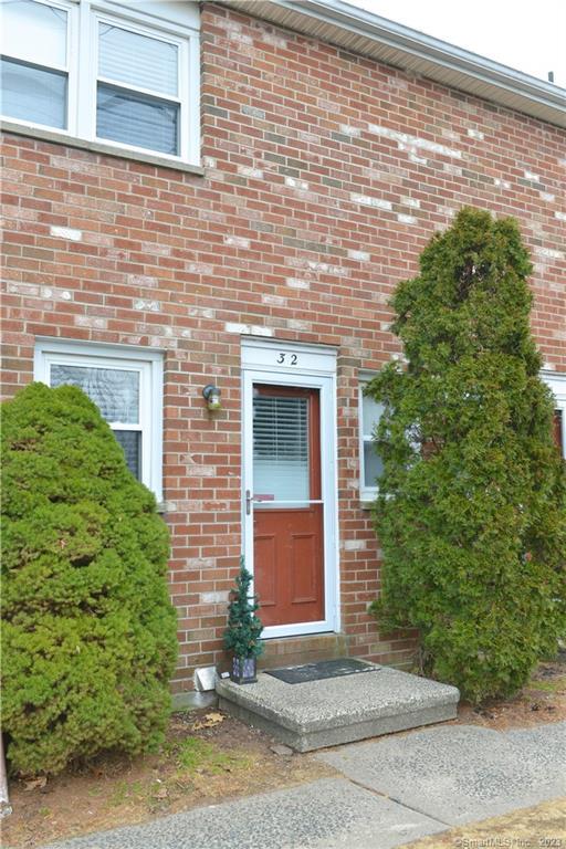 53 Hiltbrand Road, Unit 32 Bristol, CT 06010 - Photo 1 of 1