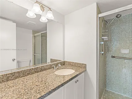 $139,000 | 9460 Sunrise Lakes Boulevard, Unit 309, Sunrise, FL 33322