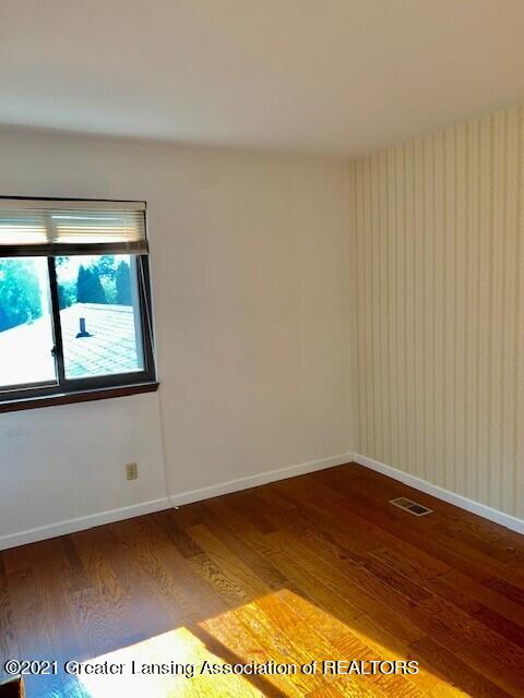 3948 Hunters Ridge Drive, Unit 4 Lansing, MI 48911 - Photo 18 of 23 Bedroom 2
