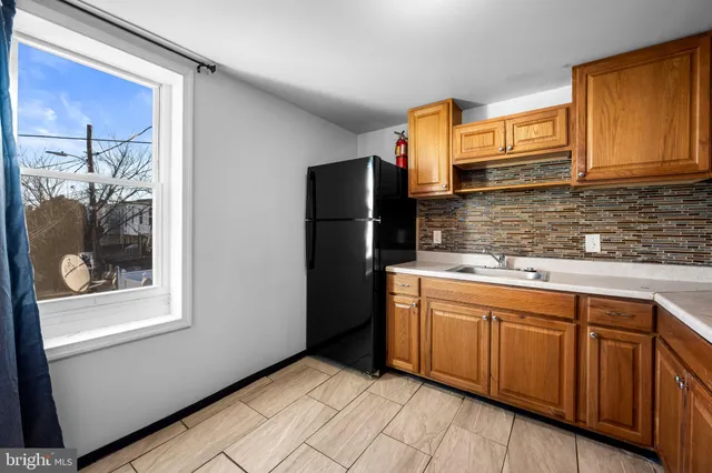 $1,600 | 3703 East Lombard Street, Baltimore, MD 21224