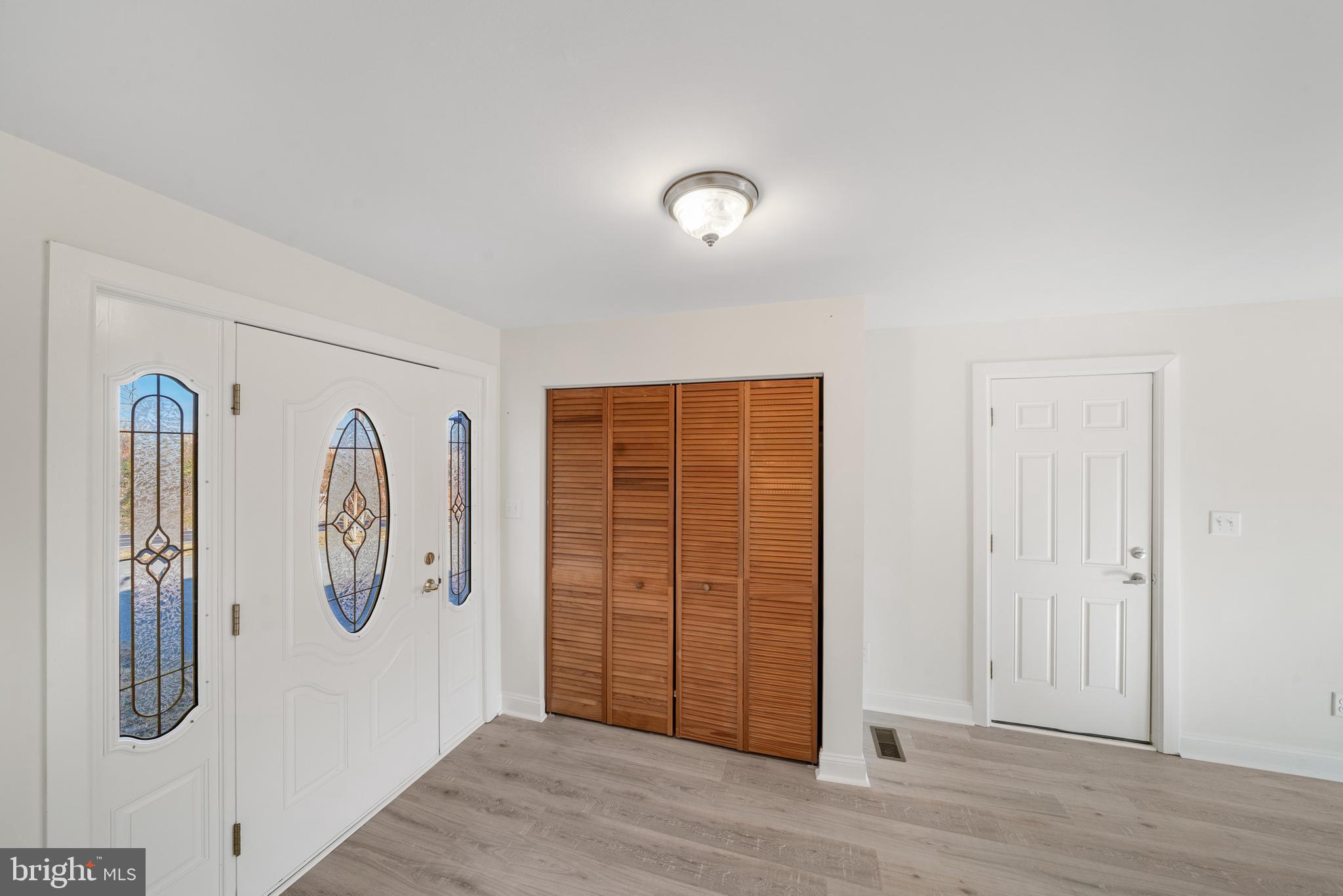 5209 Woodville Road Mount Airy, MD 21771 - Photo 10 of 90