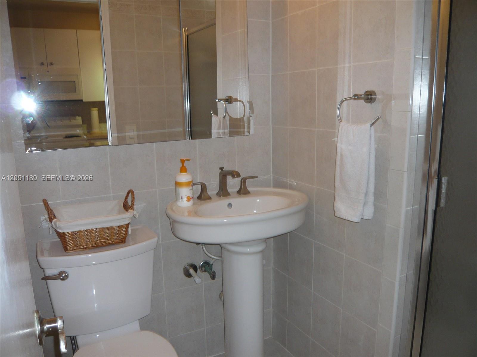 3300 North Surf Road, Unit 9A Hollywood, FL 33019 - Photo 10 of 16