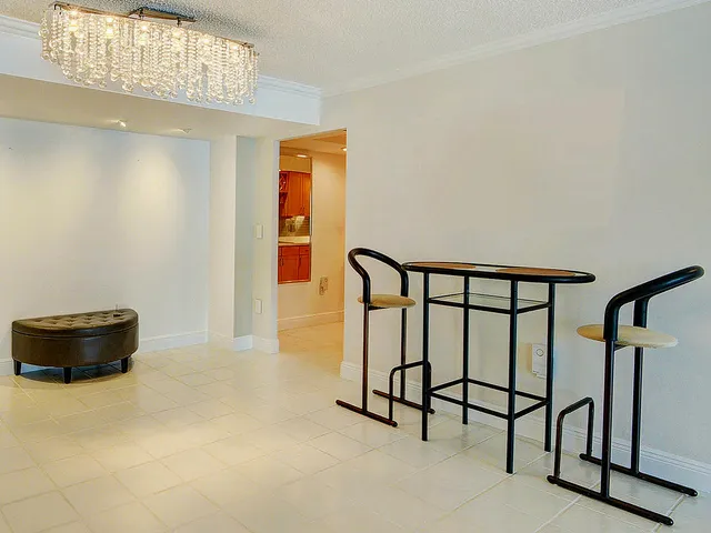 a view of entryway with a window and furniture