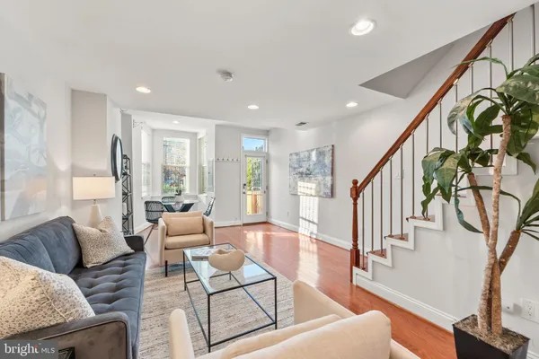 $549,900 | 813 12th Street Northeast, Washington, DC 20002