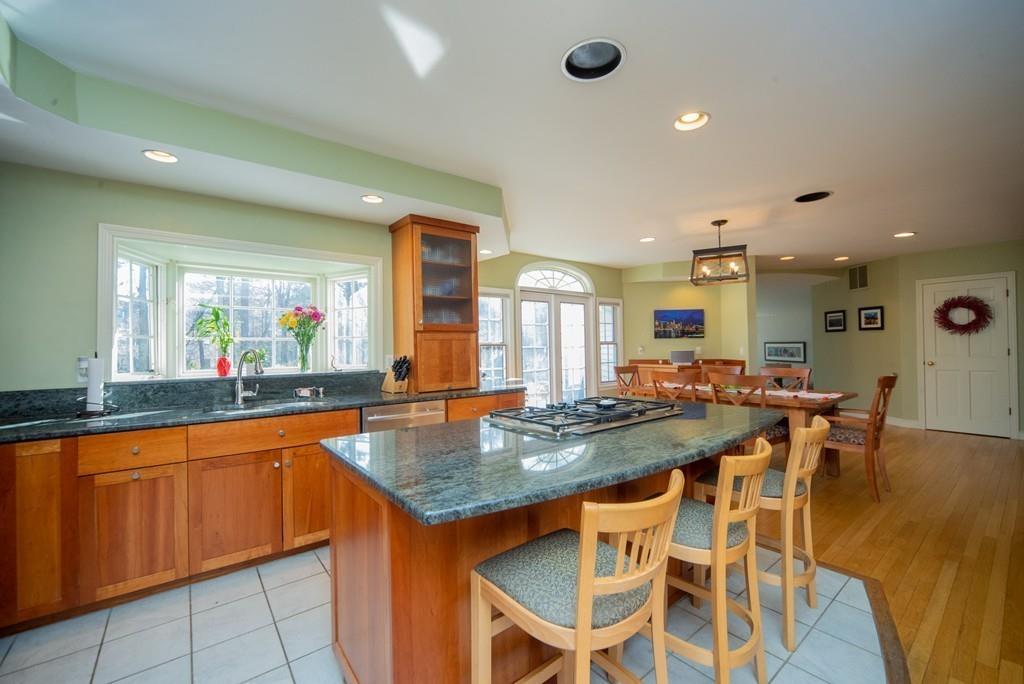 18 Weathervane Road Canton, MA 02021 - Photo 9 of 36 Gallery Image 9