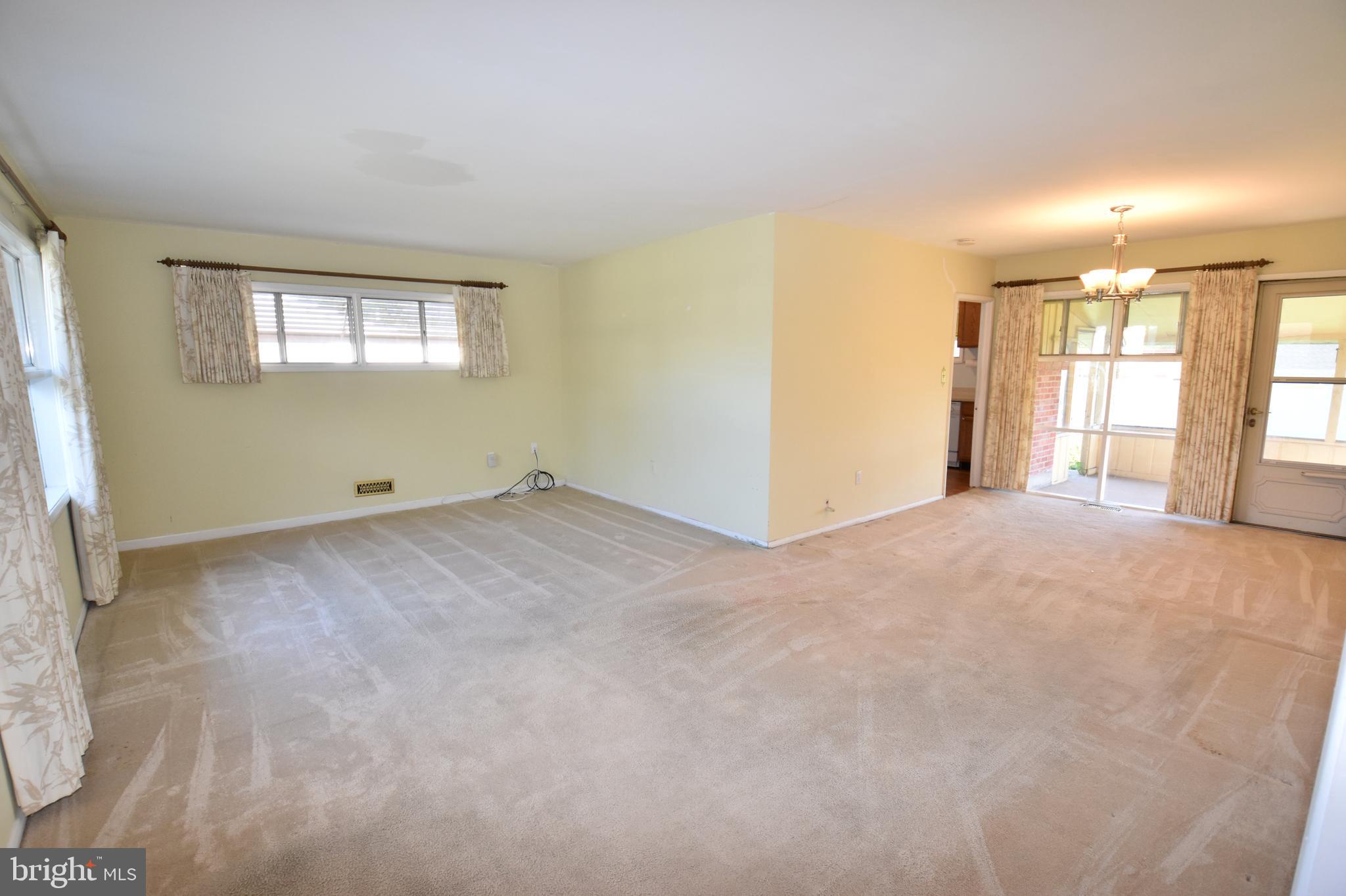 2421 Ellis Road Baltimore, MD 21234 - Photo 8 of 27 View of living room and dining room