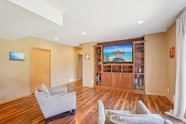 $535,000 | 501 Glacier Trail, Mount Horeb, WI 53572