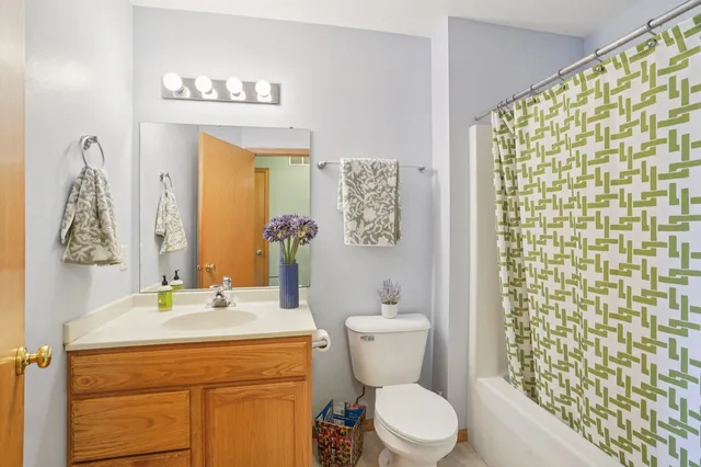 $535,000 | 501 Glacier Trail, Mount Horeb, WI 53572