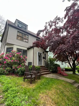 $2,250 | 19 Lakeview Place, Unit 2, Verona, NJ 07044