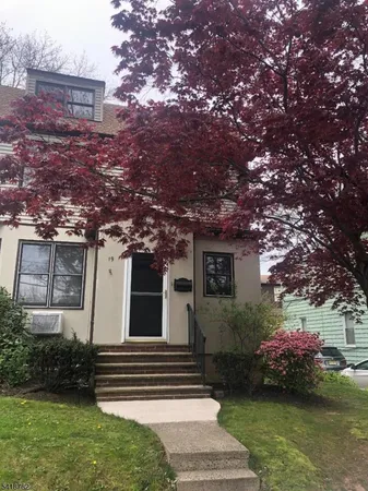$2,250 | 19 Lakeview Place, Unit 2, Verona, NJ 07044