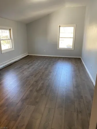 $2,250 | 19 Lakeview Place, Unit 2, Verona, NJ 07044