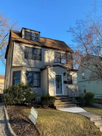 $2,250 | 19 Lakeview Place, Unit 2, Verona, NJ 07044