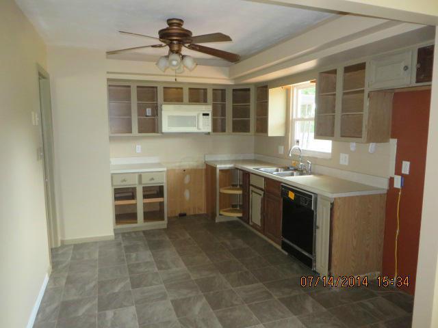 3081 Eastwick Road Columbus, OH 43232 - Photo 6 of 20 Gallery Image 6