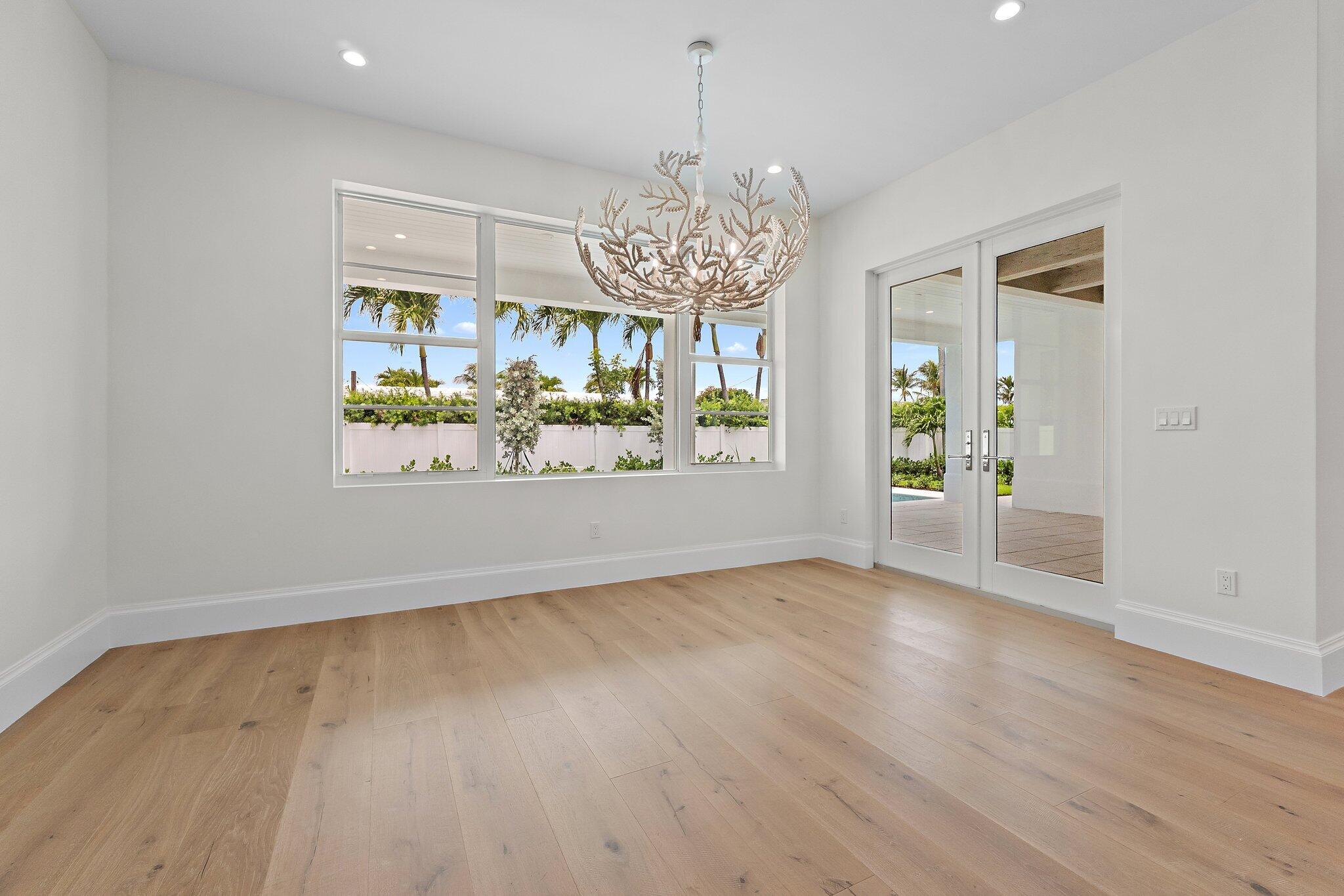 131 Dory Road South North Palm Beach, FL 33408 - Photo 13 of 80 Dining Area