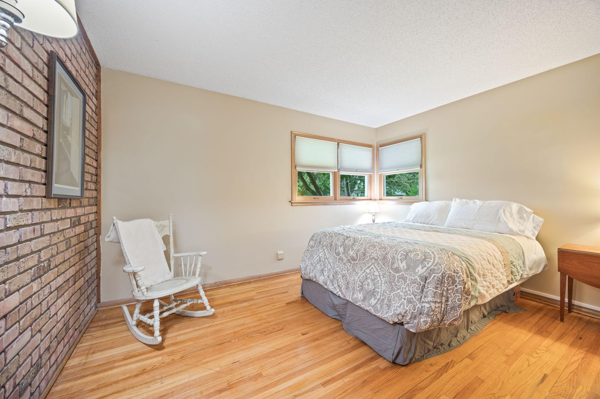 1423 Rambler Road Roseville, MN 55113 - Photo 14 of 26 Gallery Image 14