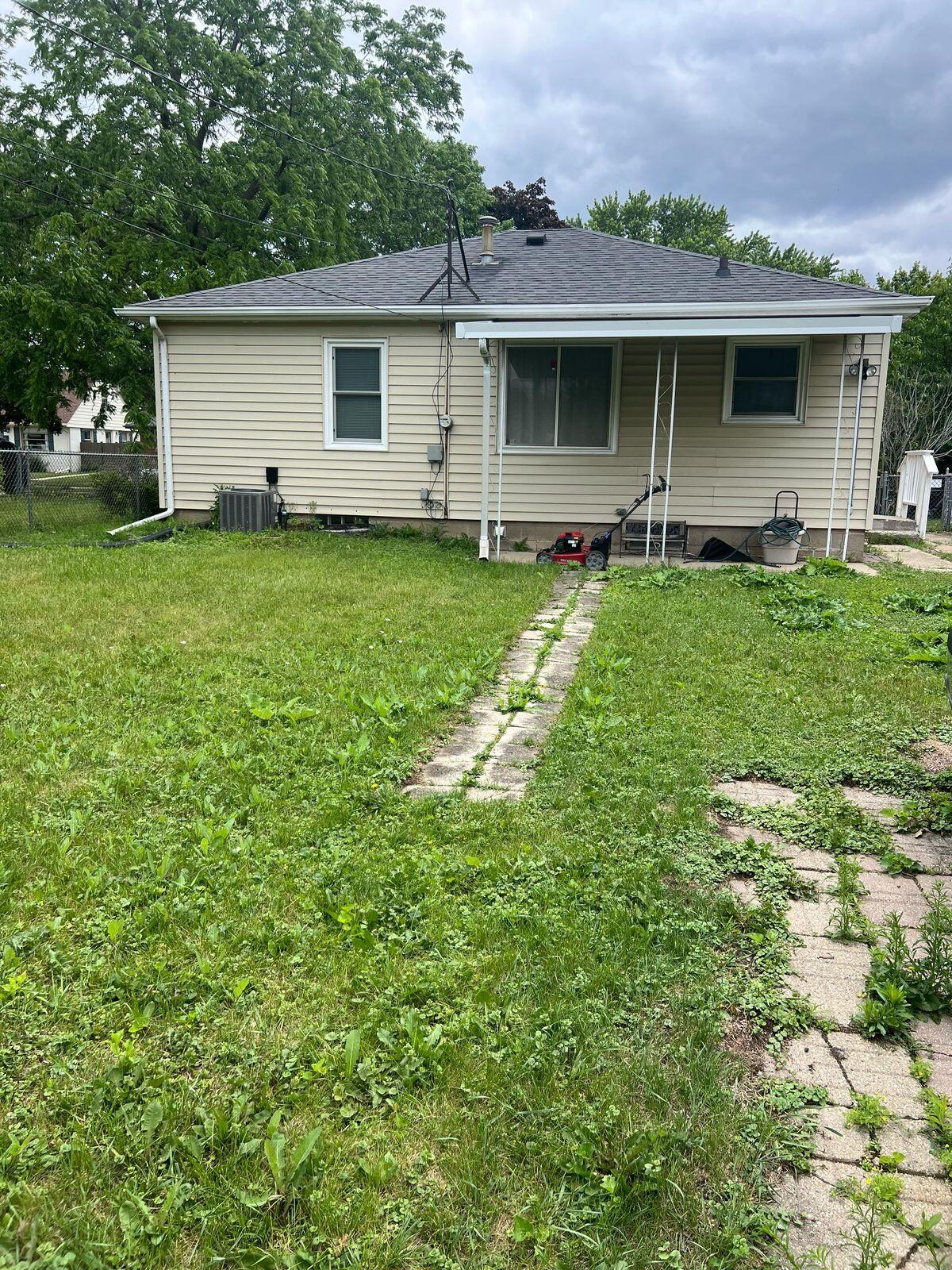 3438 9th Avenue Racine, WI 53402 - Photo 18 of 20 Back Exterior