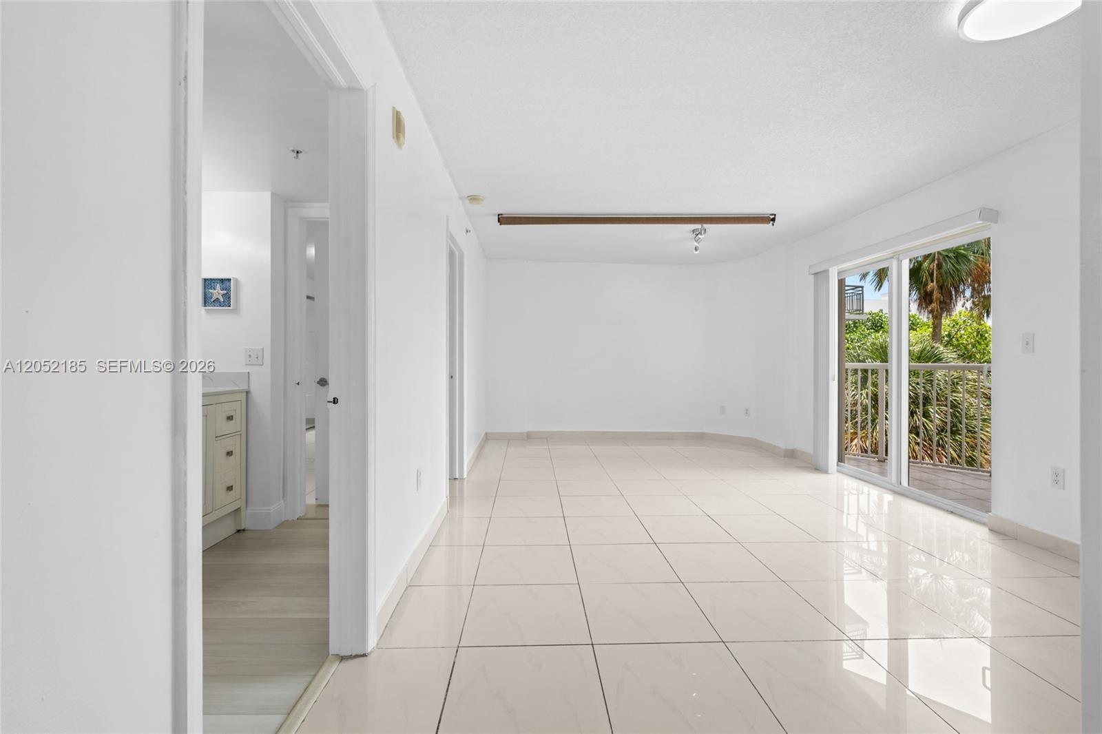 280 Southwest 20th Road, Unit 504 Miami, FL 33129 - Photo 6 of 36