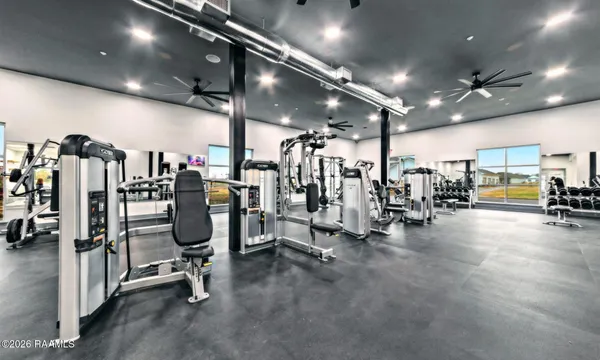 $339,900 | 122 Oak Village Drive, Scott, LA 70583