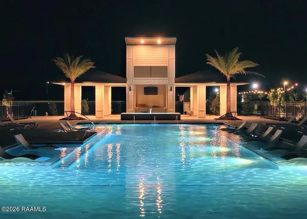 $339,900 | 122 Oak Village Drive, Scott, LA 70583