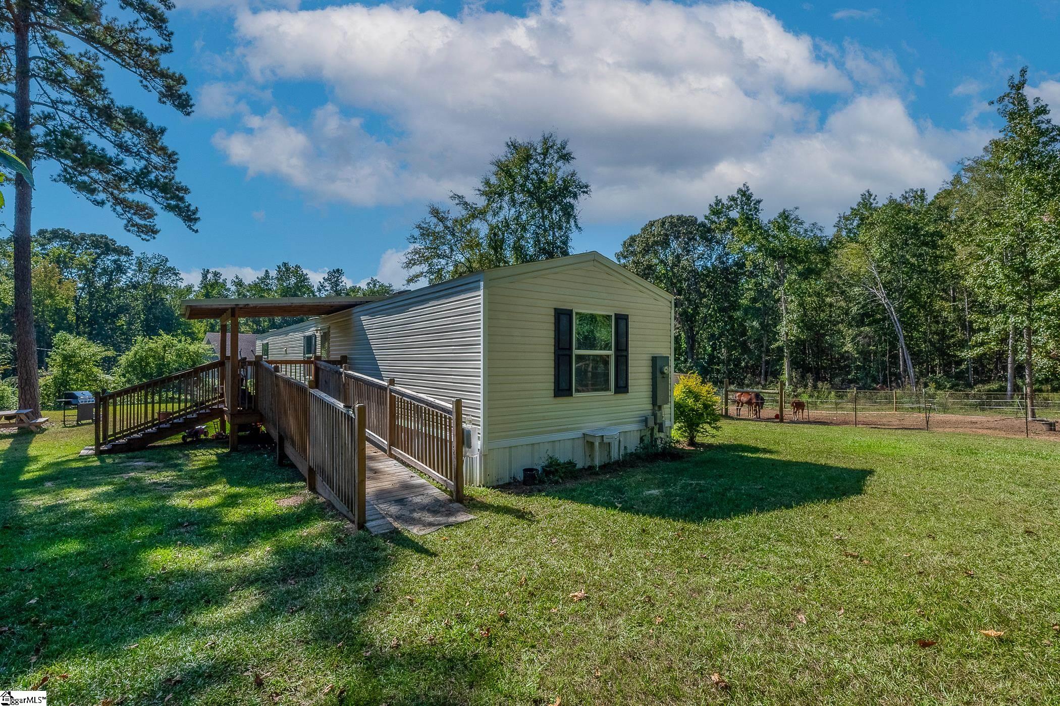 372 Power House Road Ware Shoals, SC 29692 - Photo 5 of 40