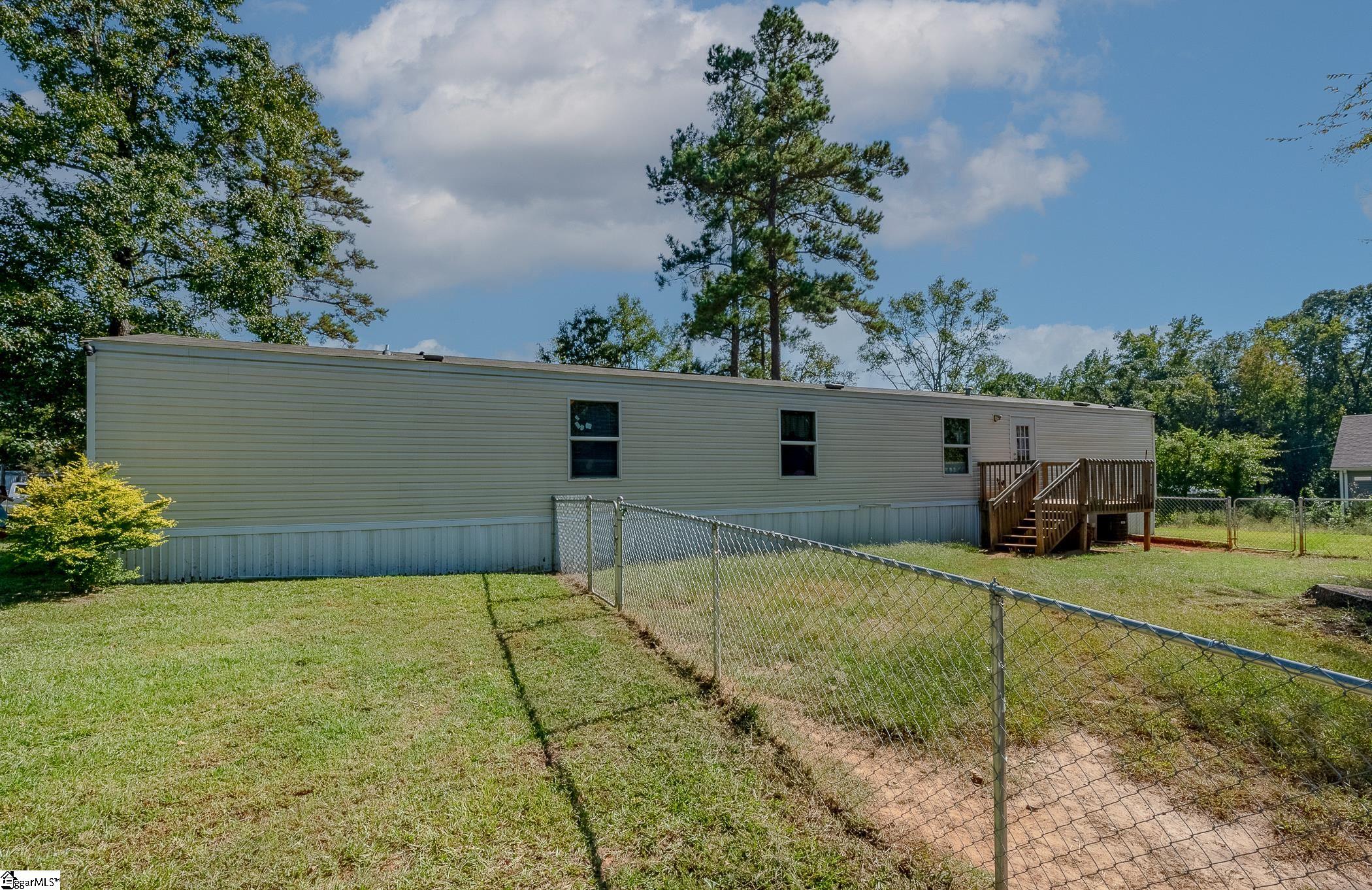 372 Power House Road Ware Shoals, SC 29692 - Photo 8 of 40