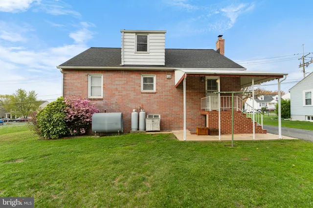 $329,500 | 4812 Ridge Road, Rosedale, MD 21237