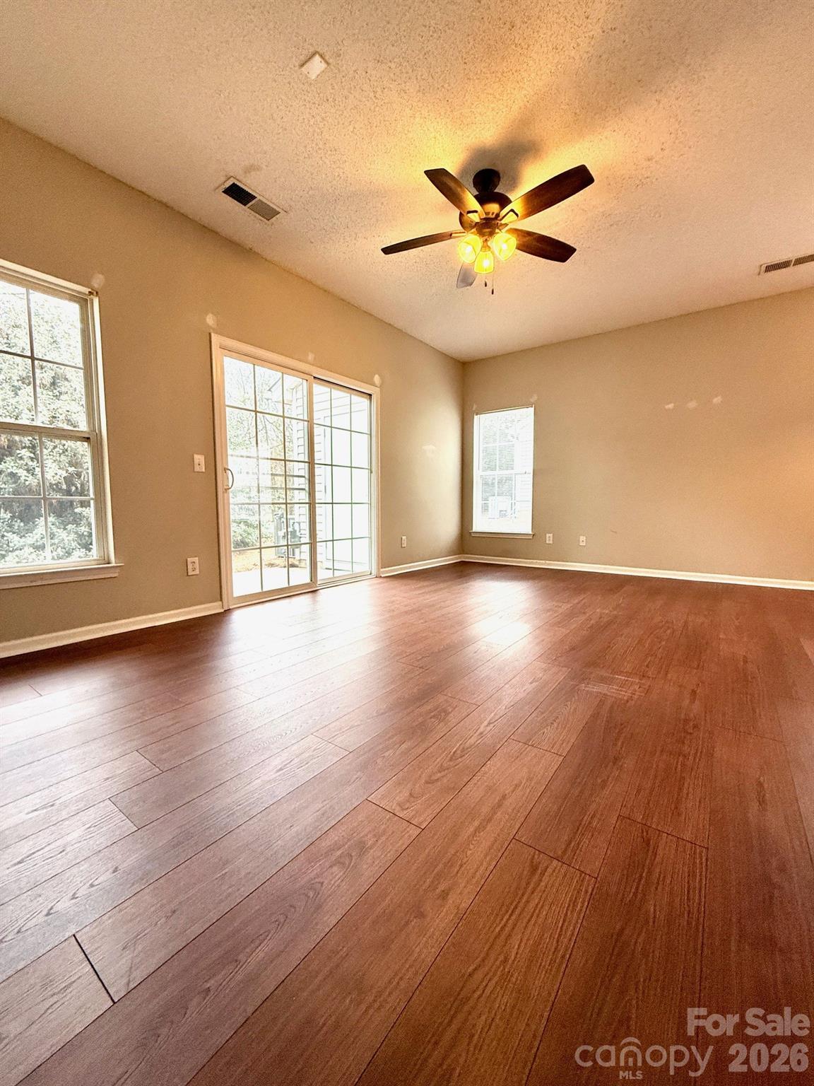 8056 Stoneham Court Matthews, NC 28105 - Photo 4 of 26