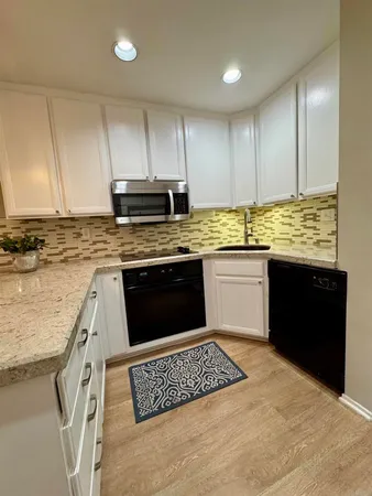 $5,800 | 1562 Camino Del Mar, Unit 643, Del Mar, CA 92014