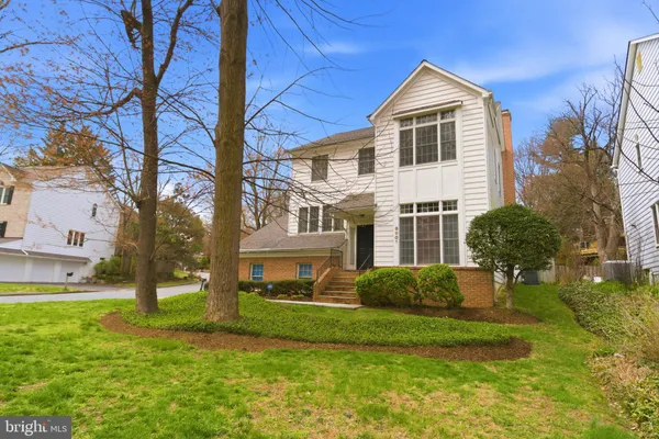 $1,276,000 | 8901 Ellsworth Court, Silver Spring, MD 20910