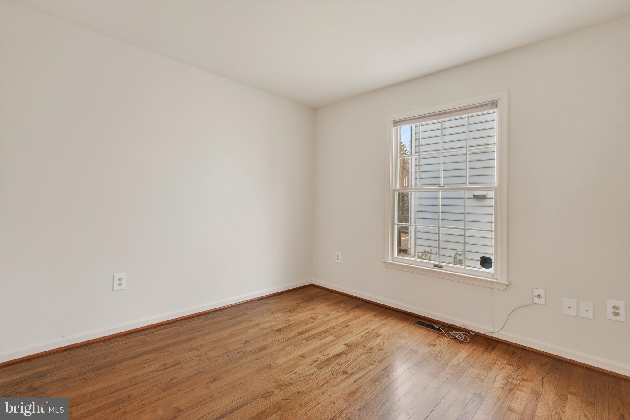 8901 Ellsworth Court Silver Spring, MD 20910 - Photo 23 of 55