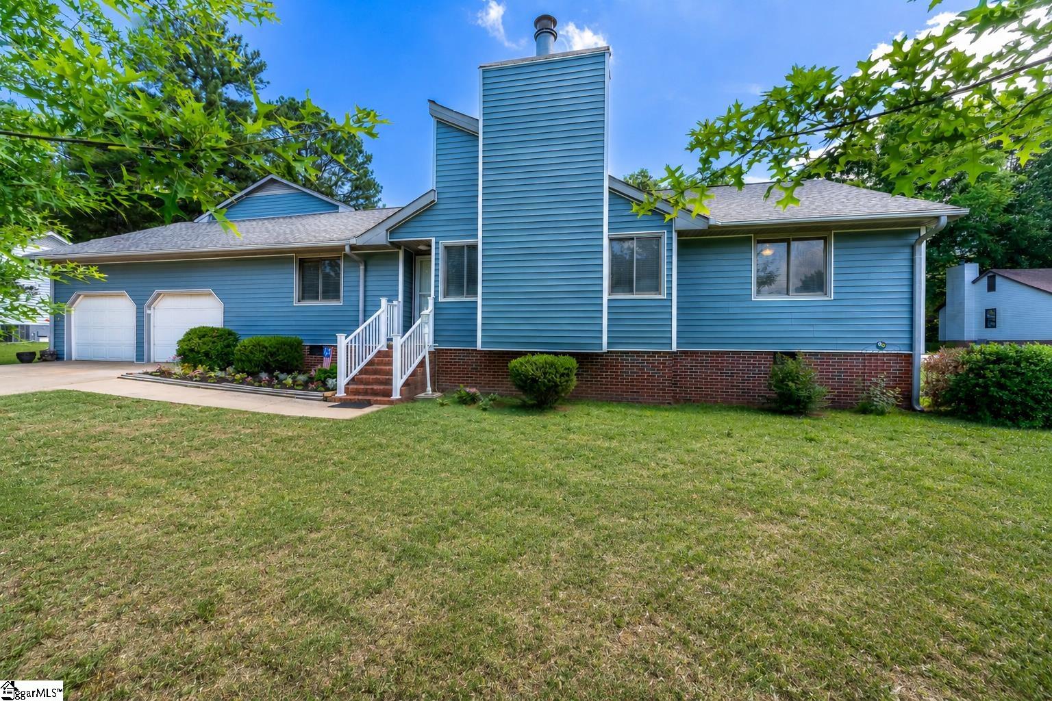 200 State Rd S-30-874 Clinton, SC 29325 - Photo 1 of 34