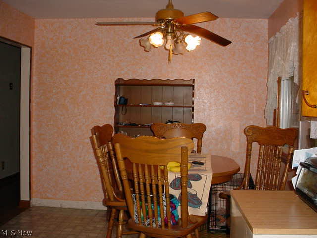 1765 Toepfer Road Akron, OH 44312 - Photo 3 of 10