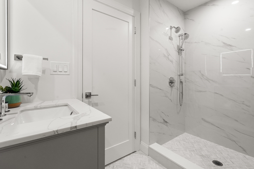 85 School Street, Unit 3 Boston, MA 02129 - Photo 9 of 16