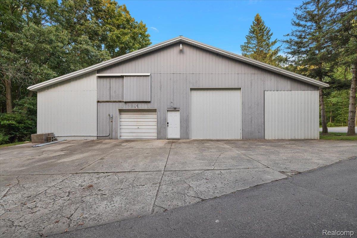 707 West Sutton Road Metamora, MI 48455 - Photo 76 of 84 18-707 Sutton-19.jpg