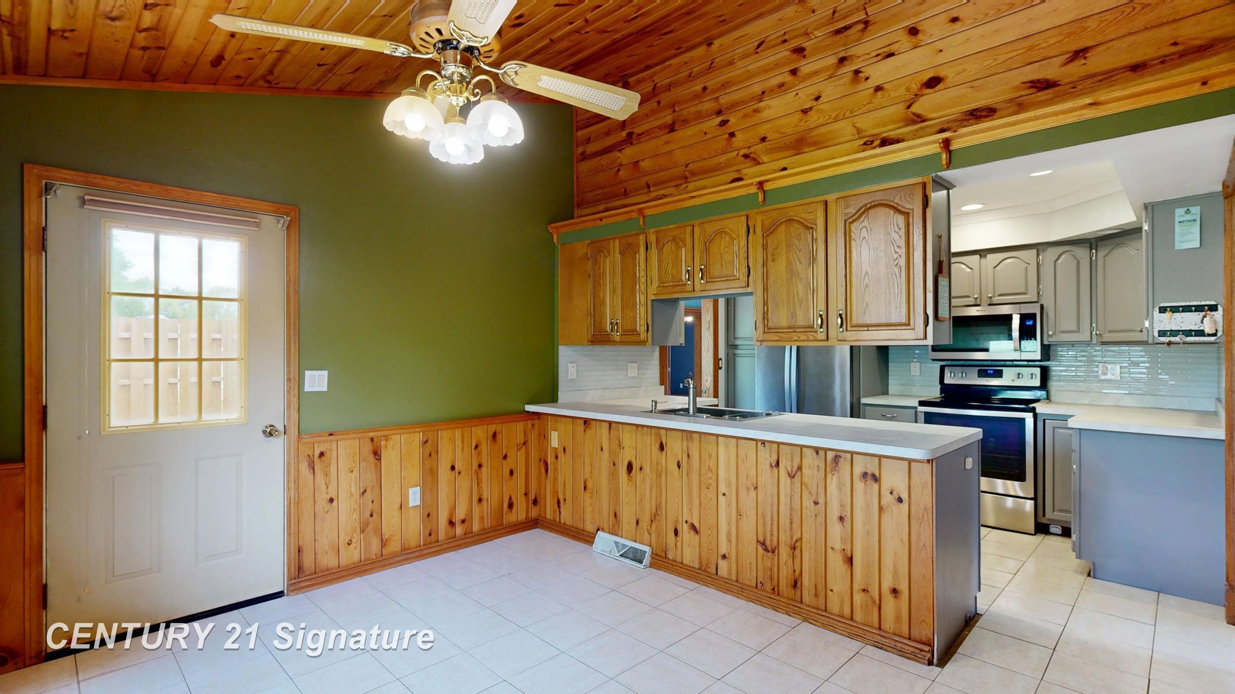 10021 North Clio Road Clio, MI 48420 - Photo 18 of 42