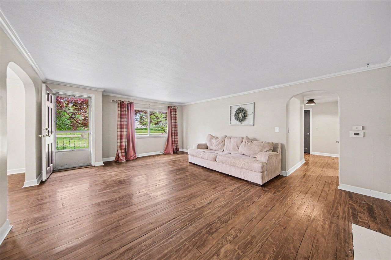 2800 Kibby Road Jackson, MI 49203 - Photo 8 of 37