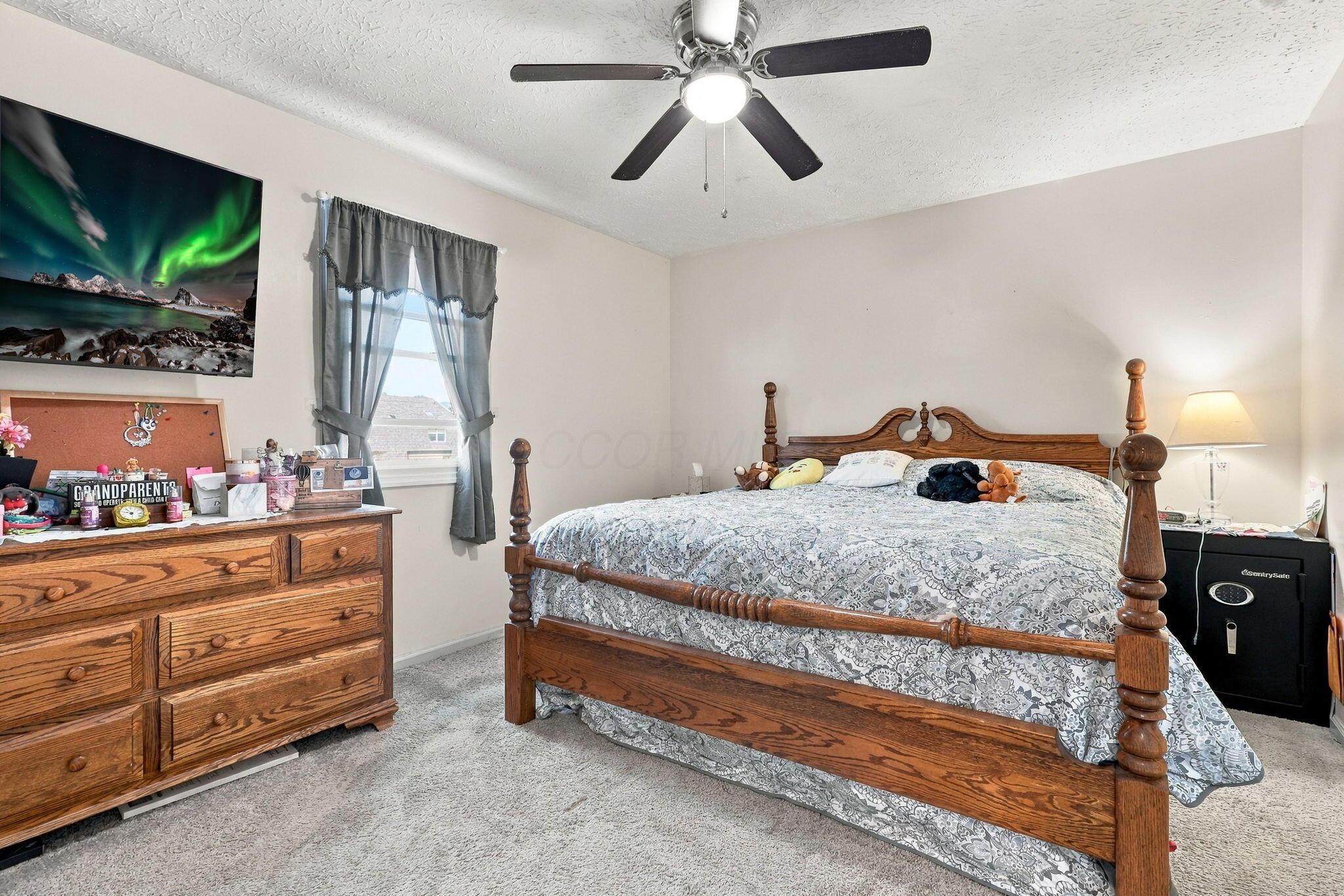 609 Grist Run Road Westerville, OH 43082 - Photo 24 of 39 2nd Bedroom