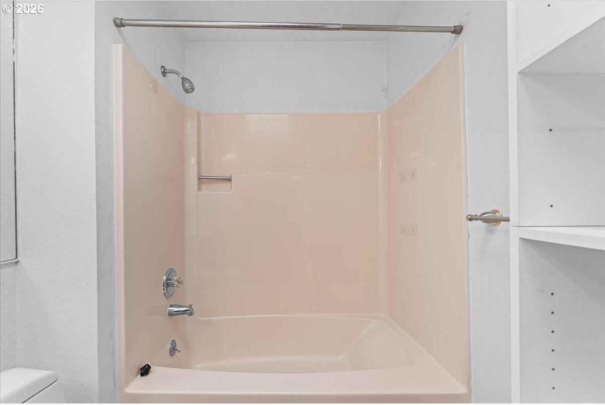 13136 Southwest Chimney Ridge Street Portland, OR 97223 - Photo 25 of 48 Gallery Image 25