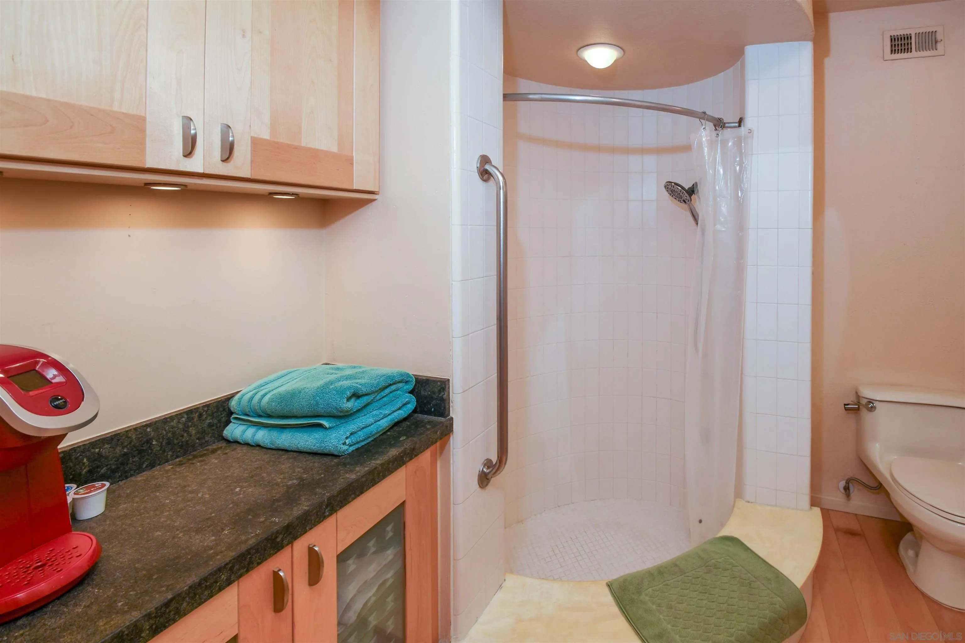 1917 Alga Road Carlsbad, CA 92009 - Photo 15 of 22