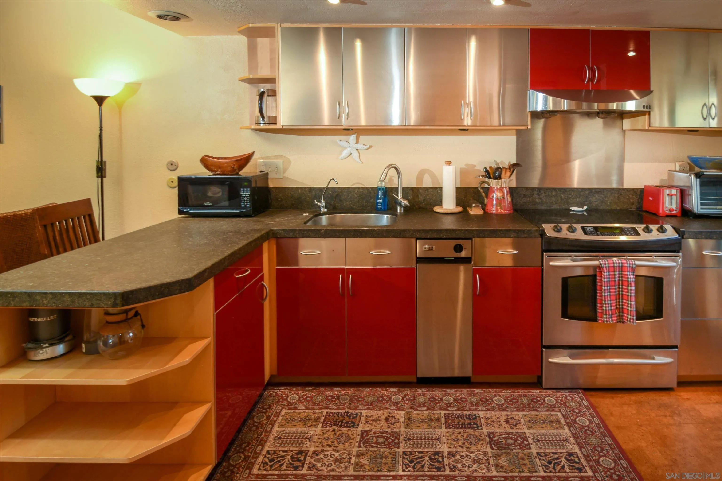 1917 Alga Road Carlsbad, CA 92009 - Photo 5 of 22