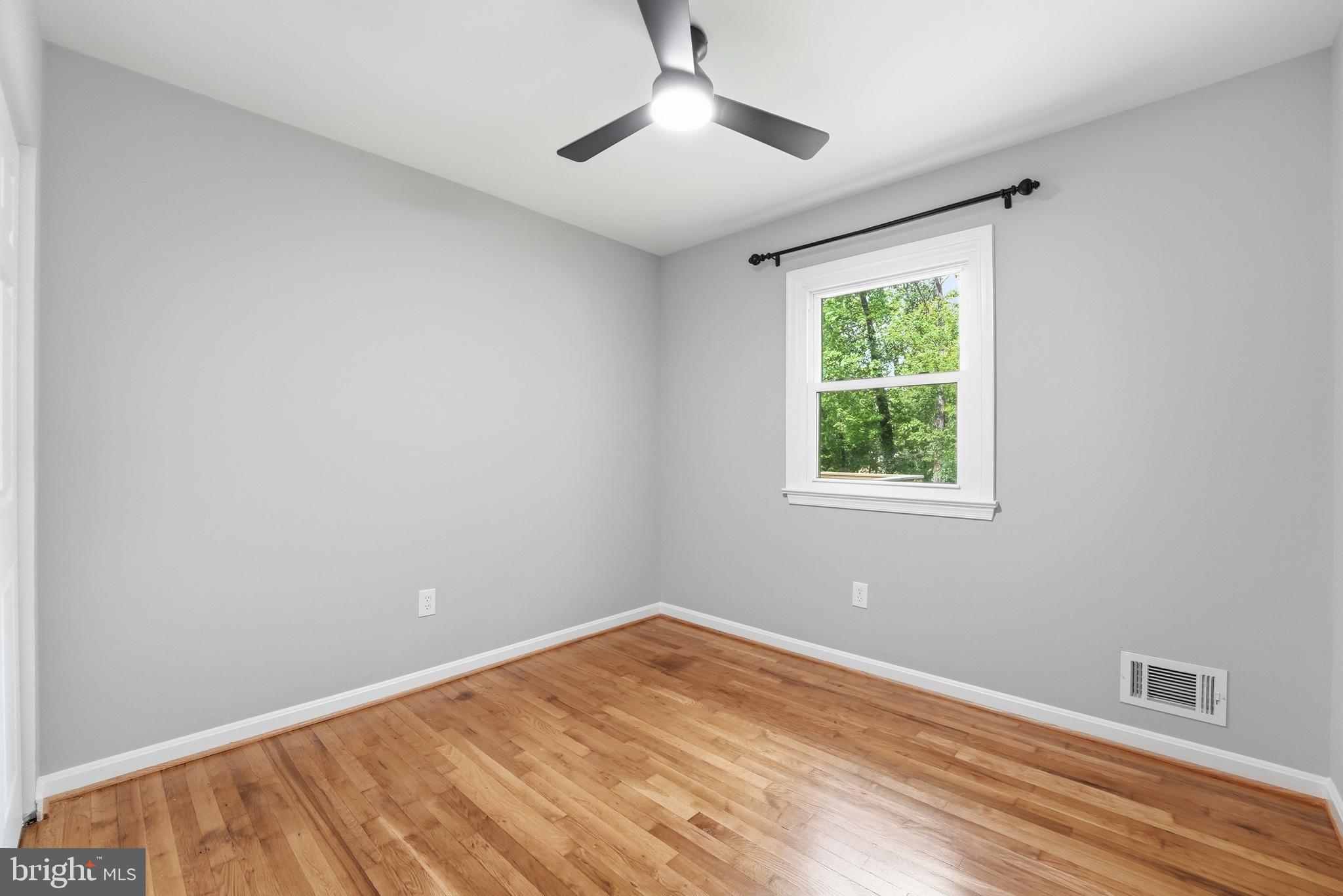7410 Roxbury Avenue Manassas, VA 20109 - Photo 14 of 53
