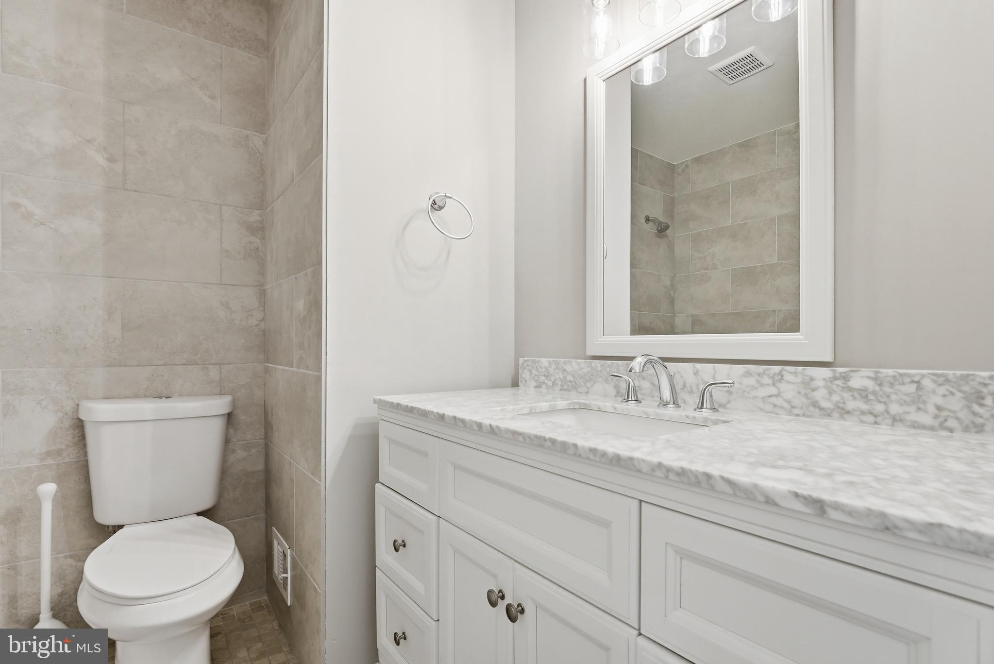 7410 Roxbury Avenue Manassas, VA 20109 - Photo 18 of 53