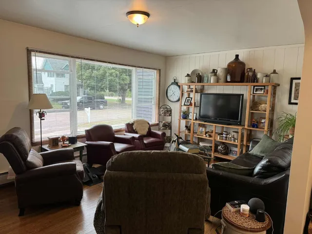 $280,000 | 322/324 Cincinnati Street, Spring Green, WI 53588